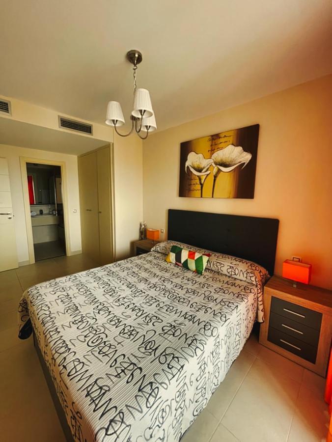 בנידורם Beautiful Apartment Near Beach With Panoramic Sea-View מראה חיצוני תמונה