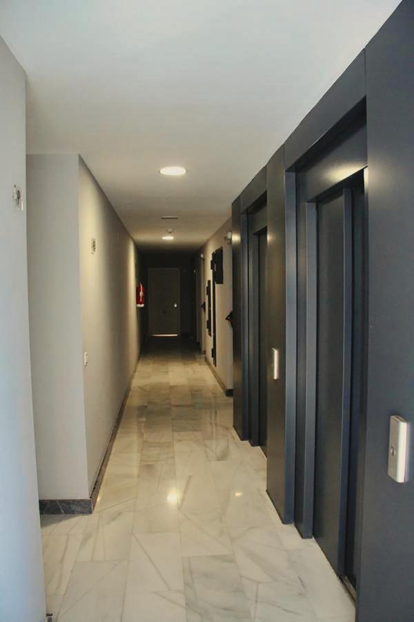 בנידורם Beautiful Apartment Near Beach With Panoramic Sea-View מראה חיצוני תמונה