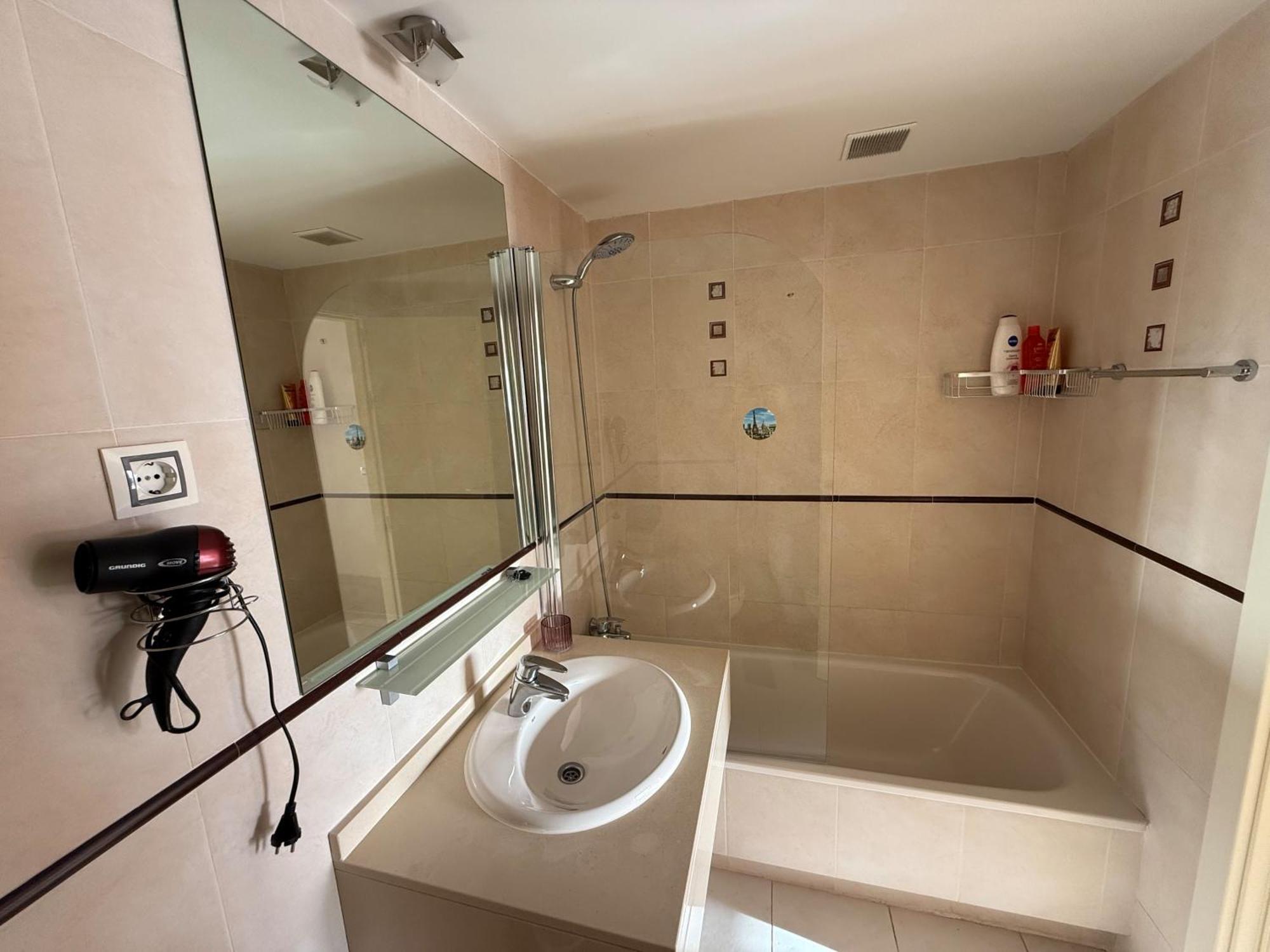 בנידורם Beautiful Apartment Near Beach With Panoramic Sea-View מראה חיצוני תמונה